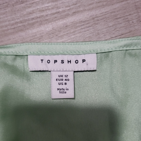 TOPSHOP Mint Green Flowy Tank Top. Size 8 US - Picture 5 of 6